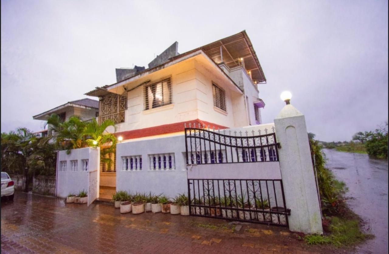 Laughtale Villa 4Bhk Swimming Pool Lonavala Exteriér fotografie